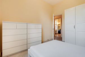 Bedroom- click for photo gallery